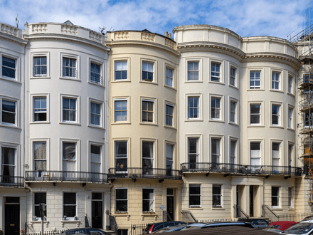 Basement Front, 53, Brunswick Place, Hove, BN3 1NE